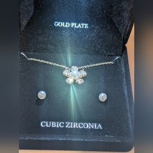 Necklace and Earring Set - NWT - Gold Plated, Cubic Zirconia, Lighted Velvet Box